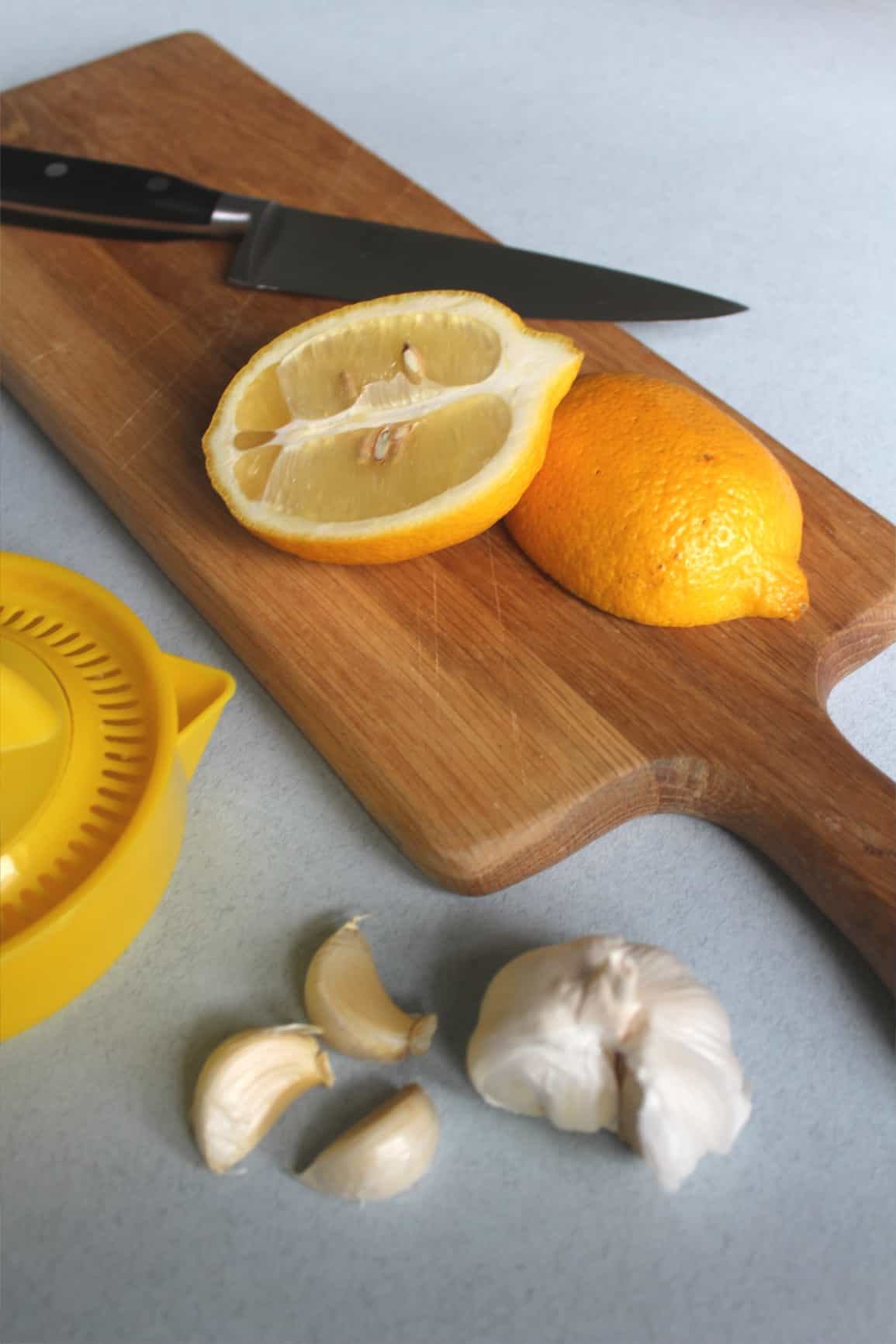 garlic and lemons