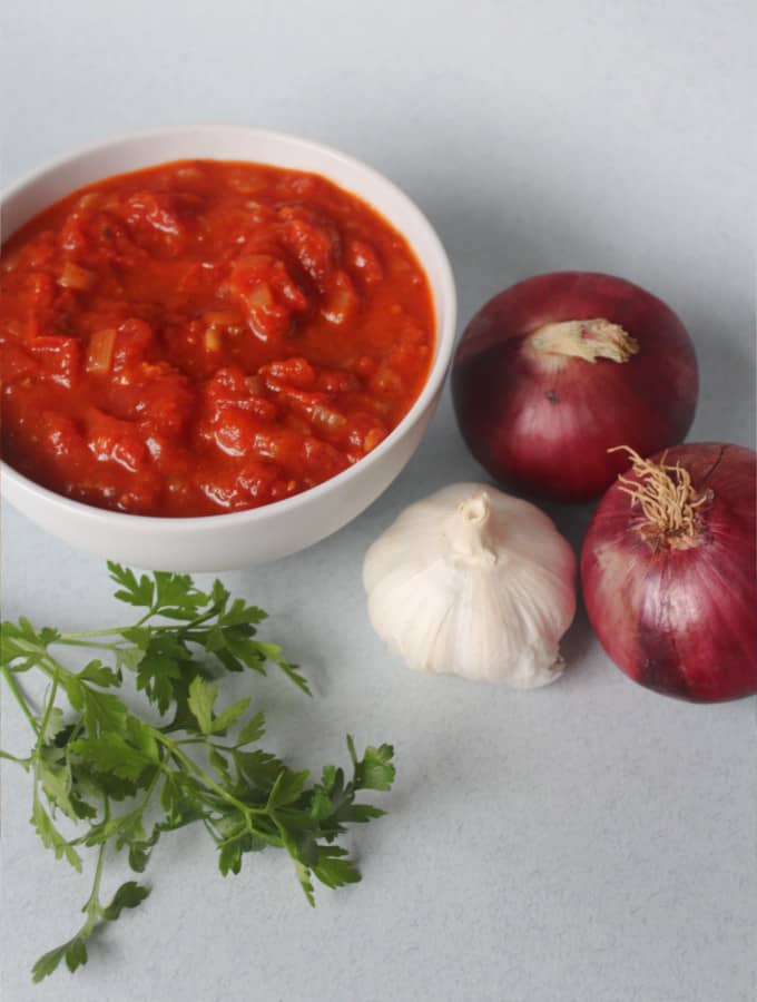 Slow Cooker Tomato Sauce — Vegan Recipe Bowl