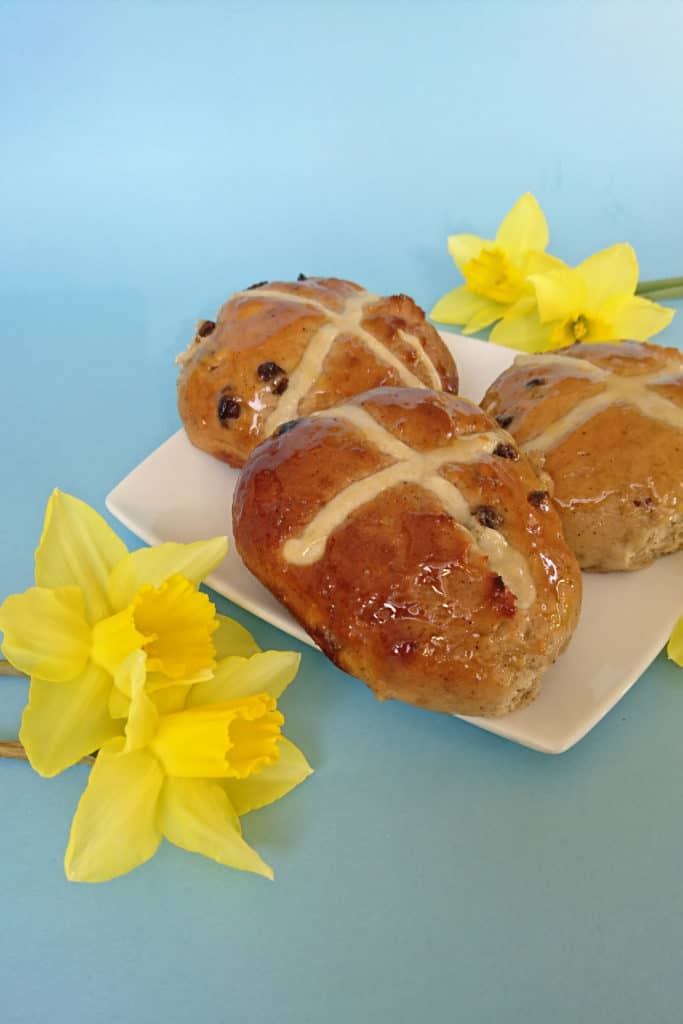 vegan hot cross buns